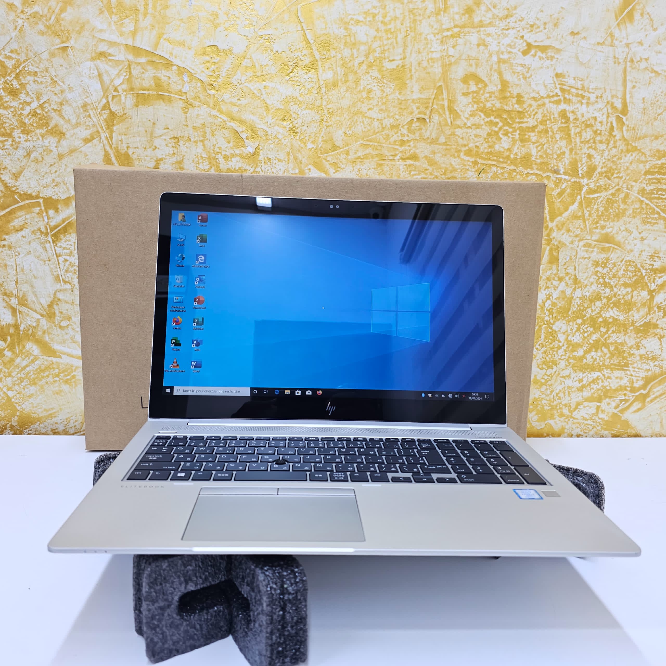 HP