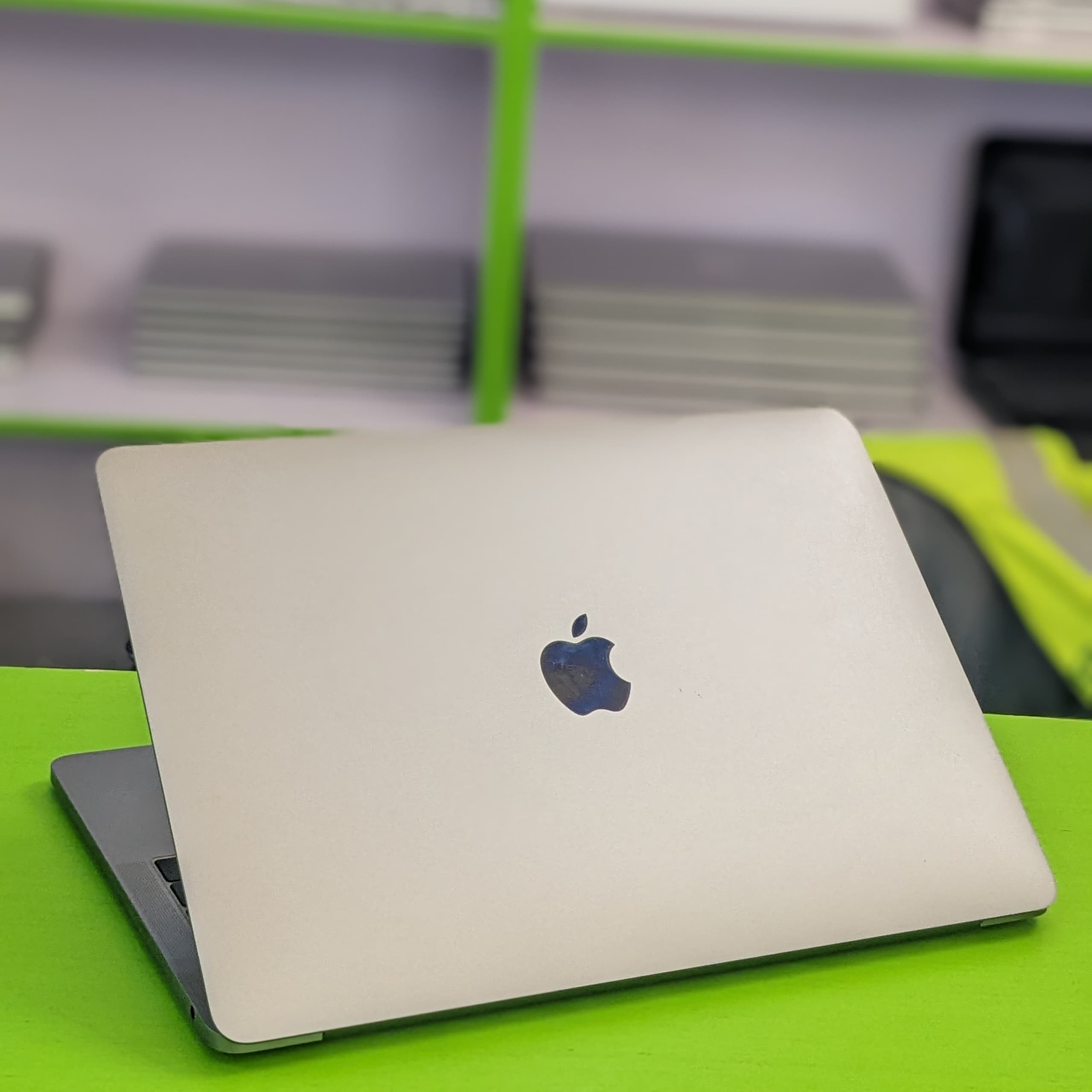 Macbook Pro